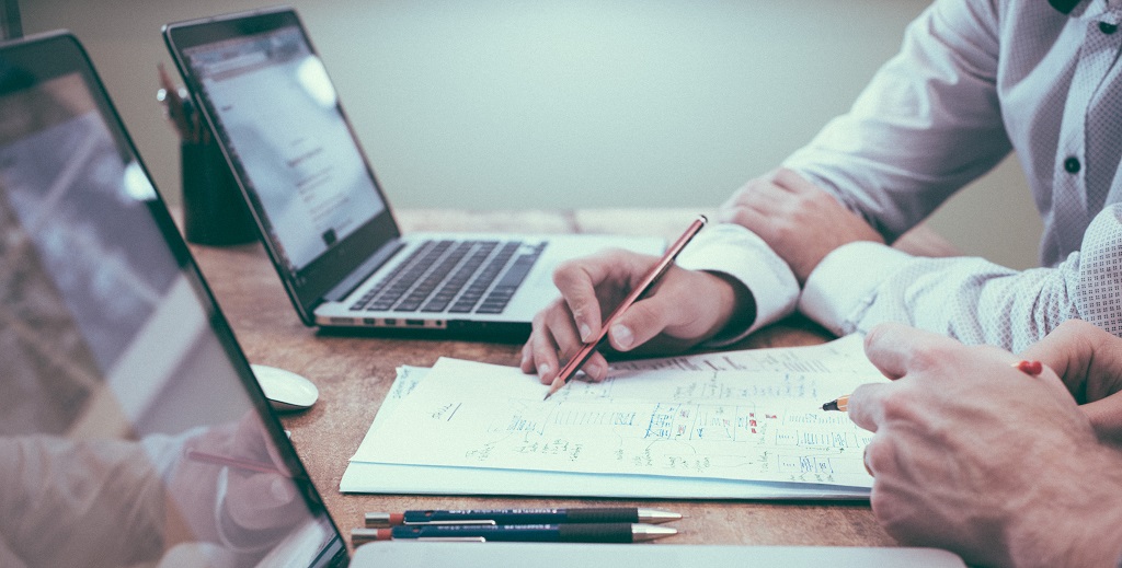 helloquence-5fNmWej4tAA-unsplash